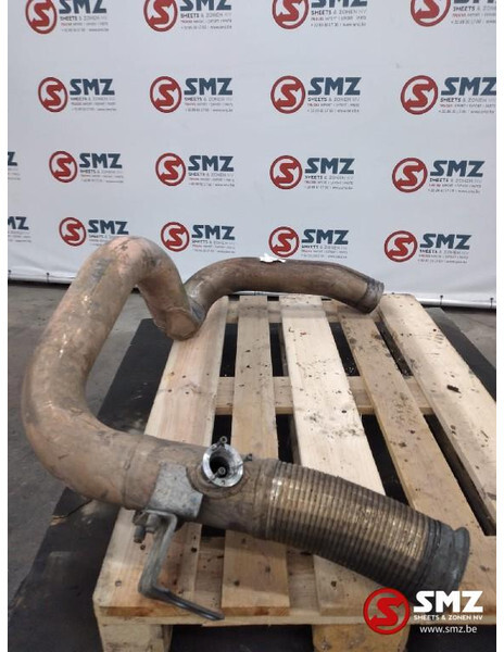 Iveco Occ uitlaatpijp Iveco Trakker 41296561 - Muffler/ Exhaust system for Truck: picture 3 Iveco Occ uitlaatpijp Iveco Trakker 41296561 - Muffler/ Exhaust system for Truck: picture 3