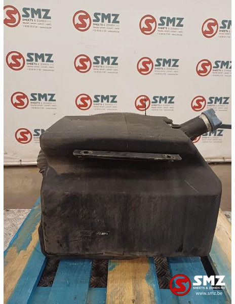 MAN Occ AdBluetank 40L MAN - Fuel processing/ Fuel delivery for Truck: picture 3 MAN Occ AdBluetank 40L MAN - Fuel processing/ Fuel delivery for Truck: picture 3