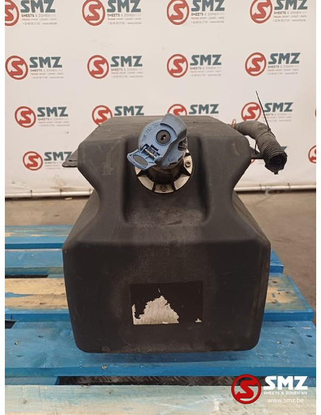 MAN Occ AdBluetank 40L MAN - Fuel processing/ Fuel delivery for Truck: picture 1 MAN Occ AdBluetank 40L MAN - Fuel processing/ Fuel delivery for Truck: picture 1