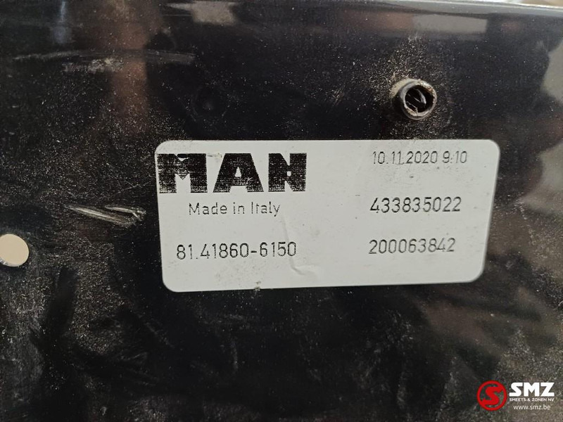 MAN Occ batterijbak MAN - Frame/ Chassis for Truck: picture 2 MAN Occ batterijbak MAN - Frame/ Chassis for Truck: picture 2