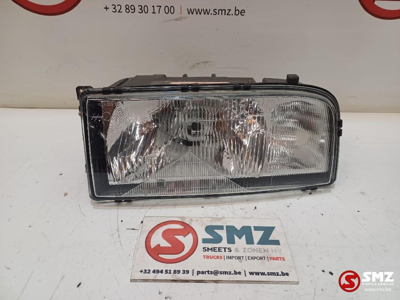 Mercedes-Benz Koplamp rechts Mercedes - Headlight for Truck: picture 1 Mercedes-Benz Koplamp rechts Mercedes - Headlight for Truck: picture 1