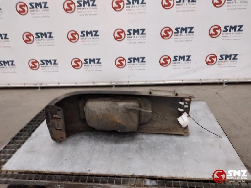 Mercedes-Benz Occ Bumperhoek links met koplamp - Bumper corner for Truck: picture 2 Mercedes-Benz Occ Bumperhoek links met koplamp - Bumper corner for Truck: picture 2