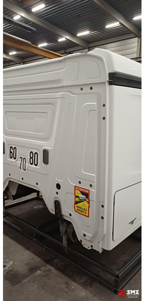 Mercedes-Benz Occ cabine Mercedes Actros MP4 - Cab and interior for Truck: picture 3 Mercedes-Benz Occ cabine Mercedes Actros MP4 - Cab and interior for Truck: picture 3