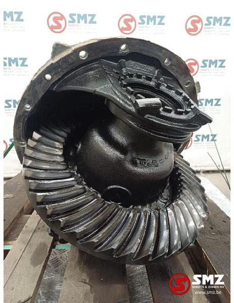 Mercedes-Benz Occ differentiëel R440-13,0 / C22,5 i=4,3 Mercedes - Differential gear for Truck: picture 3 Mercedes-Benz Occ differentiëel R440-13,0 / C22,5 i=4,3 Mercedes - Differential gear for Truck: picture 3