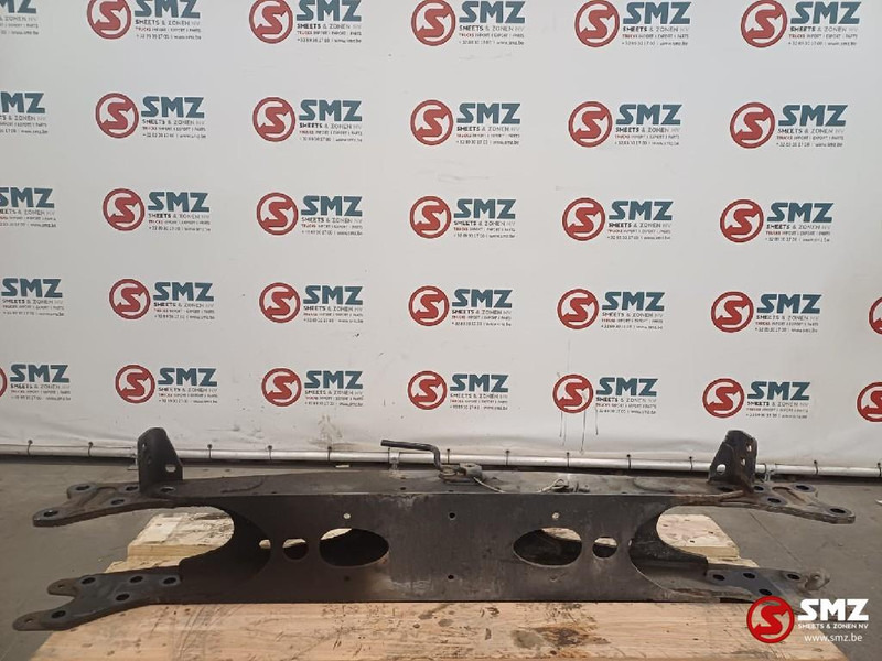 Mercedes-Benz Occ dwarsbalk vooraan Mercedes - Bumper for Truck: picture 2 Mercedes-Benz Occ dwarsbalk vooraan Mercedes - Bumper for Truck: picture 2