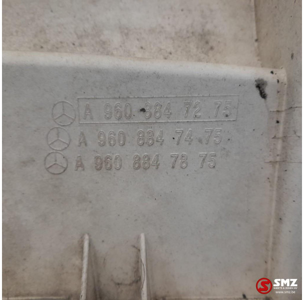 Mercedes-Benz Occ spatbord links Mercedes - Body and exterior for Truck: picture 3 Mercedes-Benz Occ spatbord links Mercedes - Body and exterior for Truck: picture 3