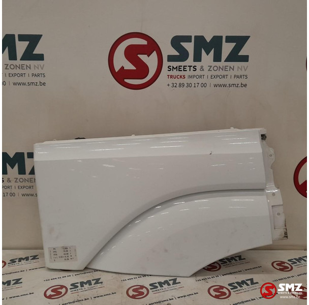 Body and exterior for Truck Mercedes-Benz Occ spatbord rechts Mercedes: picture 1