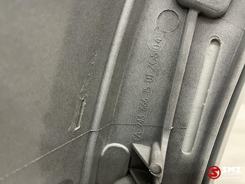 Mercedes-Benz Opstapbak rechts Mercedes Actros MP2/MP3 - Footstep for Truck: picture 4 Mercedes-Benz Opstapbak rechts Mercedes Actros MP2/MP3 - Footstep for Truck: picture 4