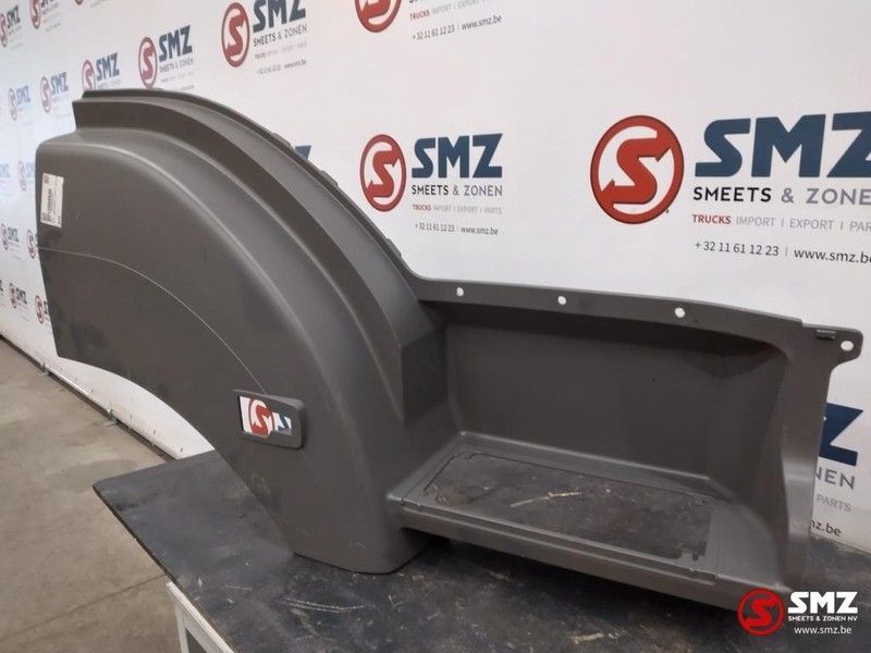 Mercedes-Benz Opstapbak/spatbord rechts mercedes atego/axor - Footstep for Truck: picture 1 Mercedes-Benz Opstapbak/spatbord rechts mercedes atego/axor - Footstep for Truck: picture 1