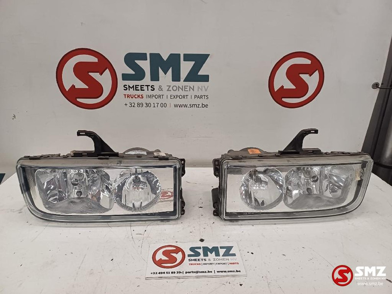 Mercedes-Benz Set koplampen L/R Mercedes - Headlight for Truck: picture 1 Mercedes-Benz Set koplampen L/R Mercedes - Headlight for Truck: picture 1