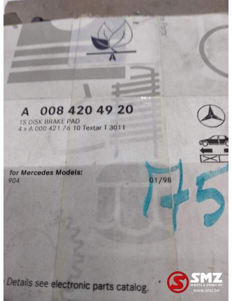 Mercedes-Benz Set remblokken mercedes sprinter w901-w905 a008420 - Brake pads for Truck: picture 2 Mercedes-Benz Set remblokken mercedes sprinter w901-w905 a008420 - Brake pads for Truck: picture 2