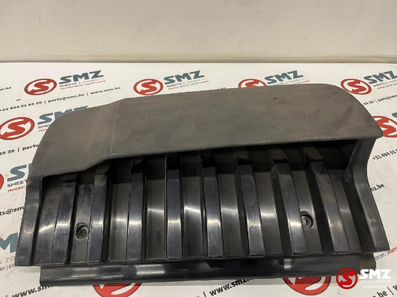 Mercedes-Benz Windgeleider rechts mercedes MK, NG, SK - Aerodynamics/ Spoiler for Truck: picture 1 Mercedes-Benz Windgeleider rechts mercedes MK, NG, SK - Aerodynamics/ Spoiler for Truck: picture 1