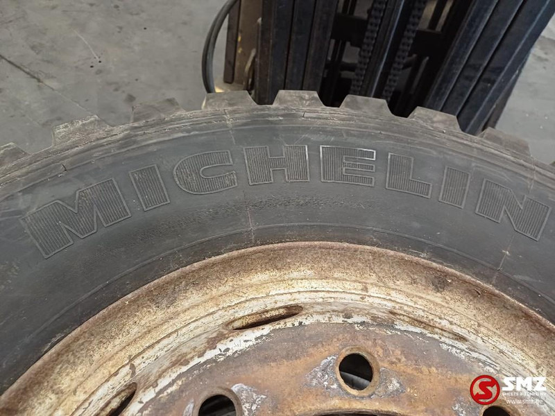Michelin Occ vrachtwagenband 12.00R20 154/149K Michelin - Tire for Truck: picture 2 Michelin Occ vrachtwagenband 12.00R20 154/149K Michelin - Tire for Truck: picture 2