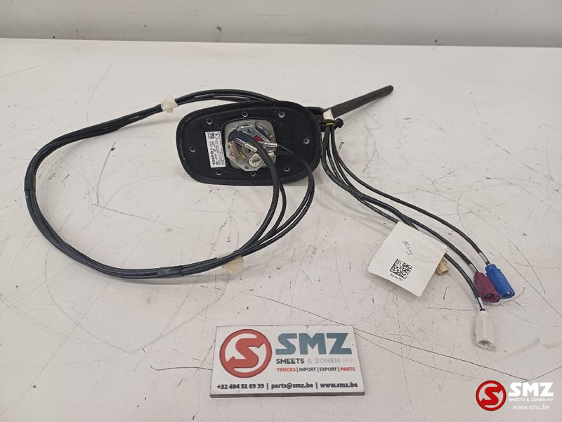 Renault Occ antenne Renault - Cab and interior for Truck: picture 2 Renault Occ antenne Renault - Cab and interior for Truck: picture 2
