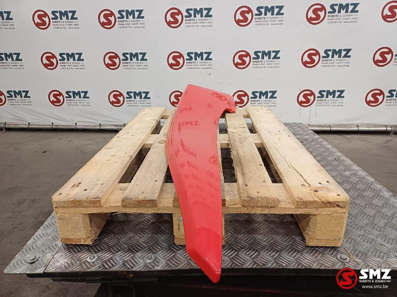 Renault Occ cabinespoiler links Renault - Aerodynamics/ Spoiler for Truck: picture 4 Renault Occ cabinespoiler links Renault - Aerodynamics/ Spoiler for Truck: picture 4