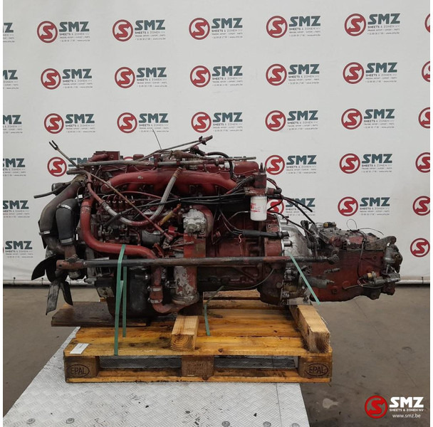 Renault Occ motor Midliner S150 + versnellingsbak S5-35/2 - Engine for Truck: picture 2 Renault Occ motor Midliner S150 + versnellingsbak S5-35/2 - Engine for Truck: picture 2