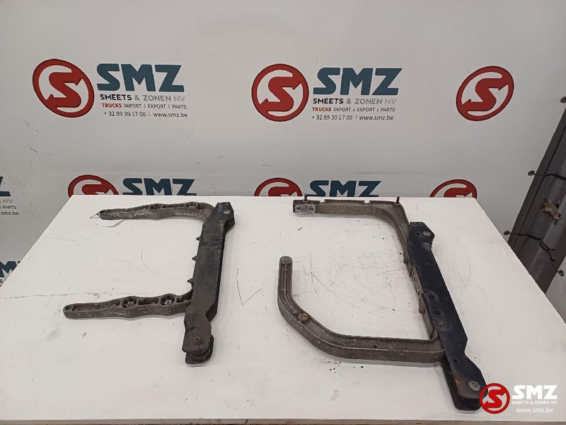 Renault Occ set side skirt steunen Renault - Frame/ Chassis for Truck: picture 4 Renault Occ set side skirt steunen Renault - Frame/ Chassis for Truck: picture 4