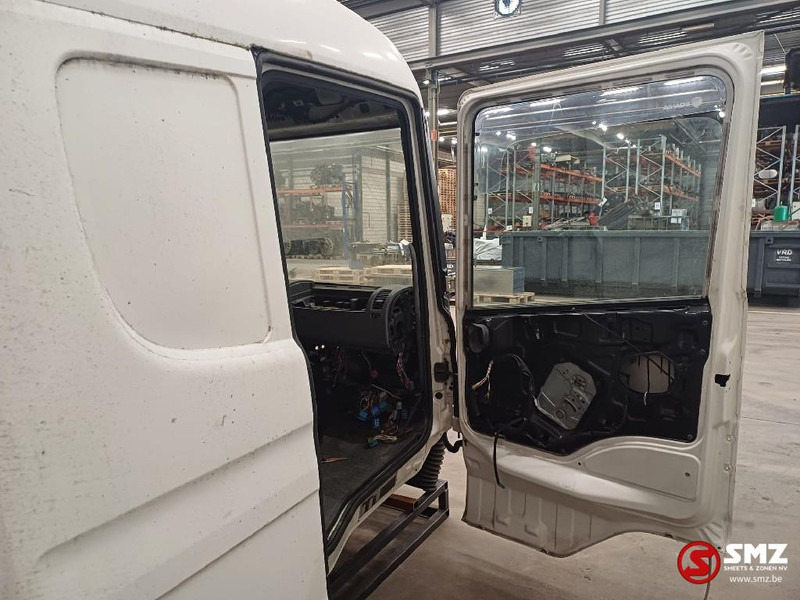 Scania Occ Cabine compleet Scania - Cab and interior for Truck: picture 4 Scania Occ Cabine compleet Scania - Cab and interior for Truck: picture 4