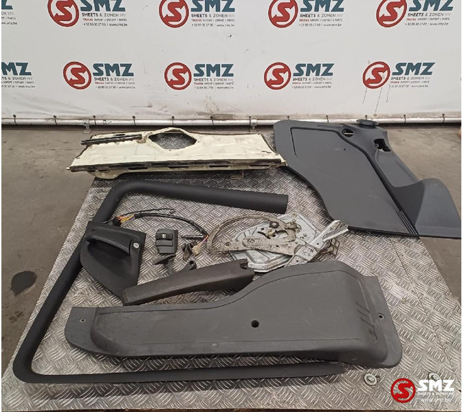 Scania Occ deur rechts + binnenbekleding 4 Serie Torpedo - Door and parts for Truck: picture 3 Scania Occ deur rechts + binnenbekleding 4 Serie Torpedo - Door and parts for Truck: picture 3