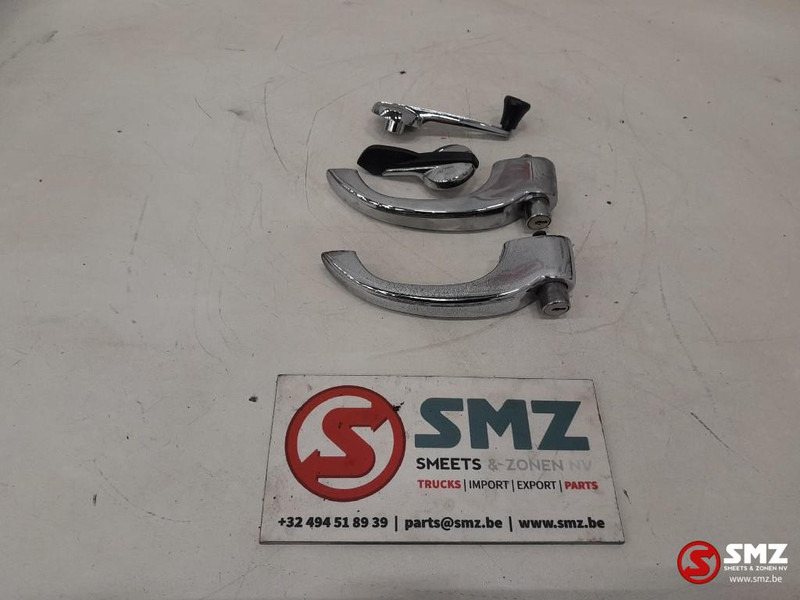 Scania Occ lot van deurklinken + raamopeningshendels Scan - Door and parts for Truck: picture 1 Scania Occ lot van deurklinken + raamopeningshendels Scan - Door and parts for Truck: picture 1