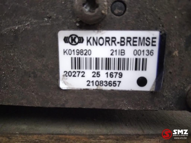 Volvo Occ ECAS hoogteregelventiel luchtvering VOLVO FH4 - Air suspension for Truck: picture 2 Volvo Occ ECAS hoogteregelventiel luchtvering VOLVO FH4 - Air suspension for Truck: picture 2