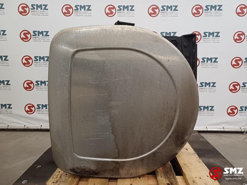 Volvo Occ brandstoftank 450L met steunen Volvo - Fuel tank for Truck: picture 3 Volvo Occ brandstoftank 450L met steunen Volvo - Fuel tank for Truck: picture 3