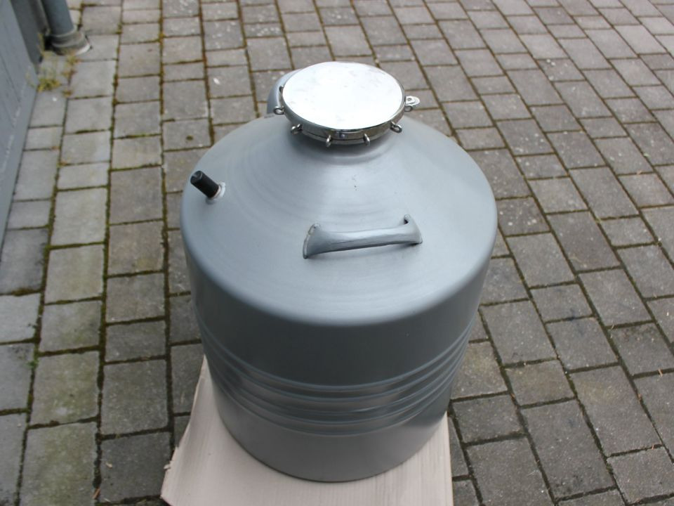 Cryotherm Container 50 L Dewar used for liquid nitrogen - Storage tank: picture 2 Cryotherm Container 50 L Dewar used for liquid nitrogen - Storage tank: picture 2
