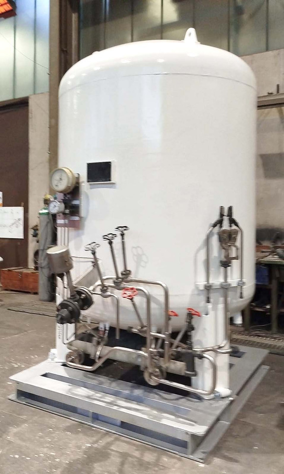 Gas tank on pallet used for oxygen, argon, nitrogen, carbon dioxide, CO2, LNG. - Storage tank: picture 3 Gas tank on pallet used for oxygen, argon, nitrogen, carbon dioxide, CO2, LNG. - Storage tank: picture 3