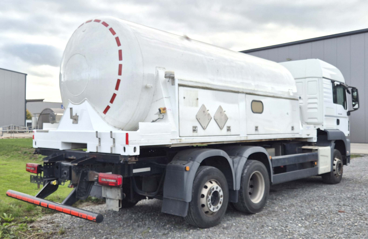 MAN Tank gas truck cryogenic used for oxygen, nitrogen, argon, LIN, LOX, LAR - Tank truck: picture 3 MAN Tank gas truck cryogenic used for oxygen, nitrogen, argon, LIN, LOX, LAR - Tank truck: picture 3