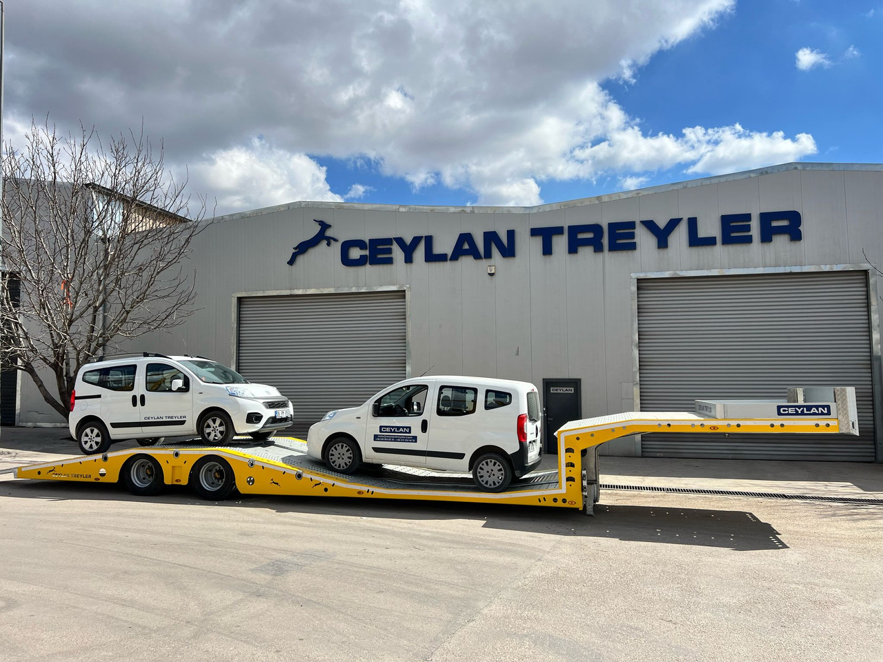 CEYLAN 2 AXLE TRUCK CARRIER - Semi-trailer: picture 1 CEYLAN 2 AXLE TRUCK CARRIER - Semi-trailer: picture 1