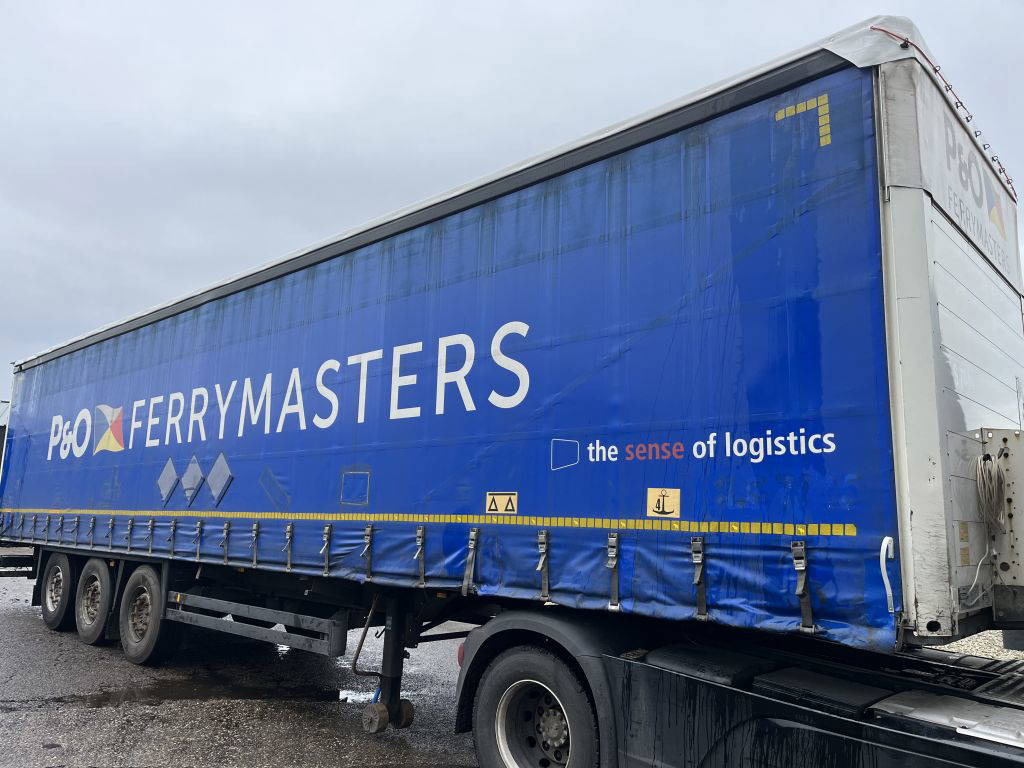 Schmitz Cargobull Coil - Curtainsider truck: picture 1 Schmitz Cargobull Coil - Curtainsider truck: picture 1
