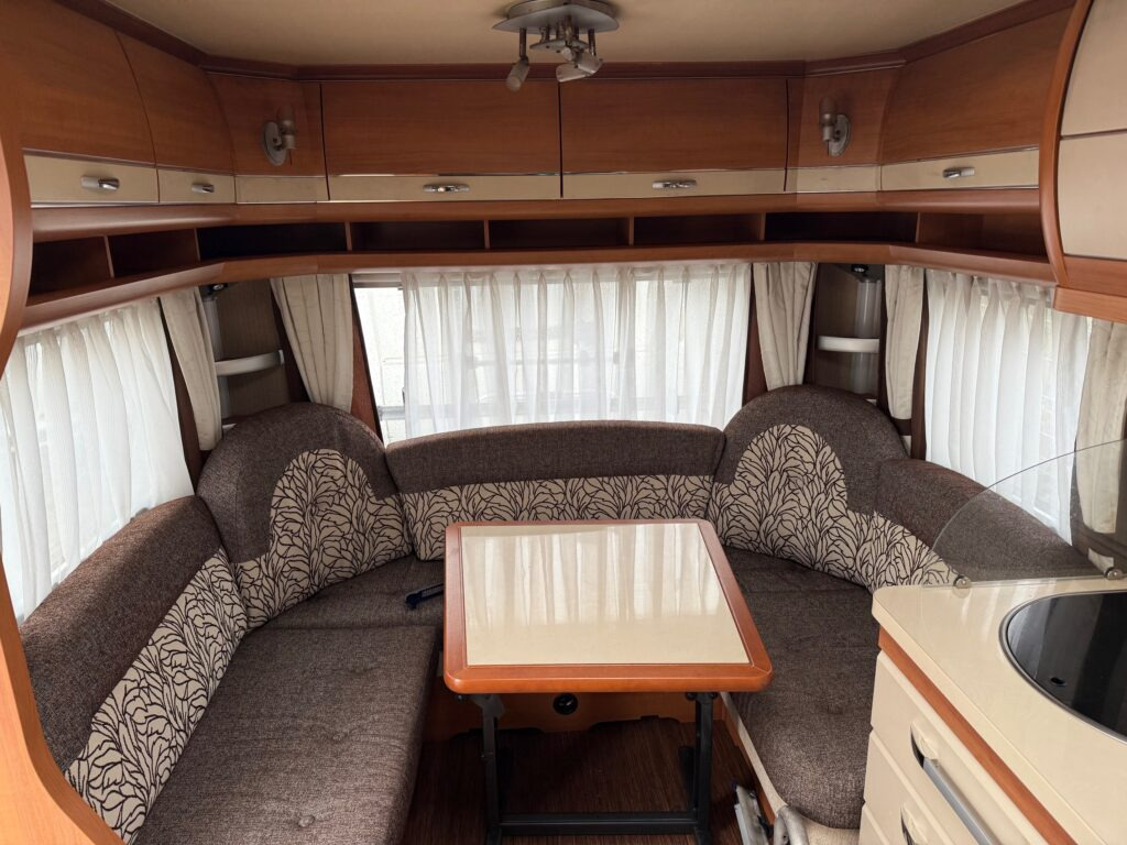 Hobby Excellent 460 UFe 2013 - Caravan: picture 5 Hobby Excellent 460 UFe 2013 - Caravan: picture 5