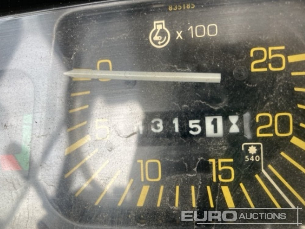 1996 Ford 4130 - Farm tractor: picture 3 1996 Ford 4130 - Farm tractor: picture 3