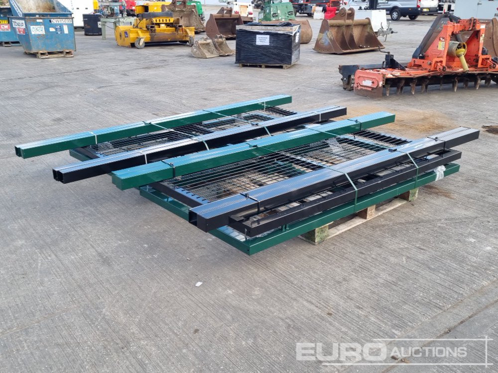 2.4mx1.2m Security Gates (4 of) (Green & Black) - Construction equipment: picture 1 2.4mx1.2m Security Gates (4 of) (Green & Black) - Construction equipment: picture 1
