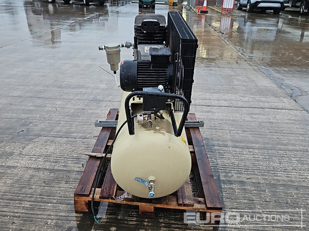2004 Ingersoll Rand 230 Volt Workshop Compressor - Air compressor: picture 2 2004 Ingersoll Rand 230 Volt Workshop Compressor - Air compressor: picture 2