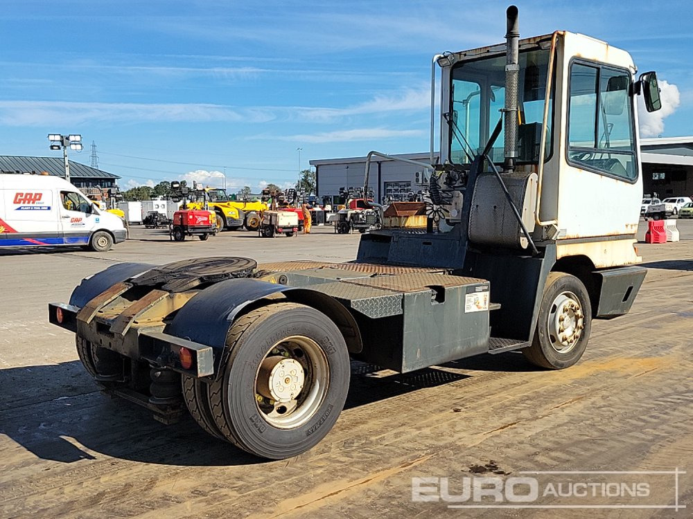 2004 Terberg YT182 - Terminal tractor: picture 5 2004 Terberg YT182 - Terminal tractor: picture 5