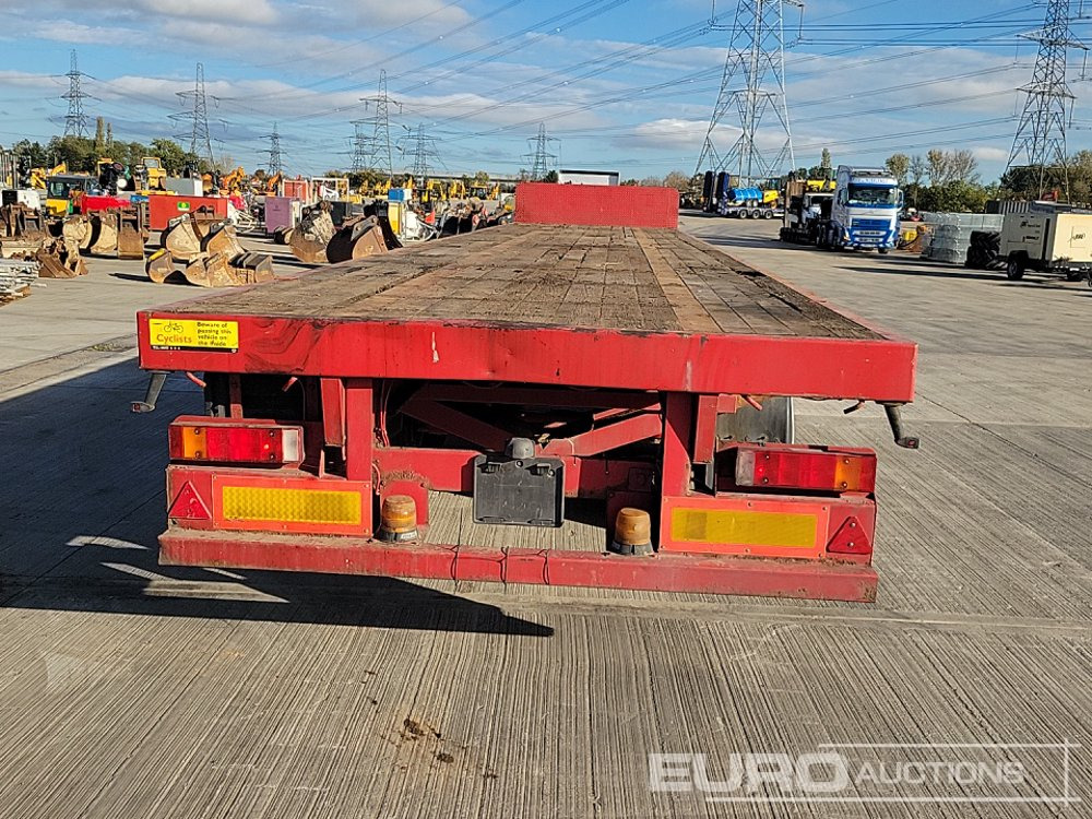 2007 Corus CTS1524-3SA - Dropside/ Flatbed semi-trailer: picture 4 2007 Corus CTS1524-3SA - Dropside/ Flatbed semi-trailer: picture 4