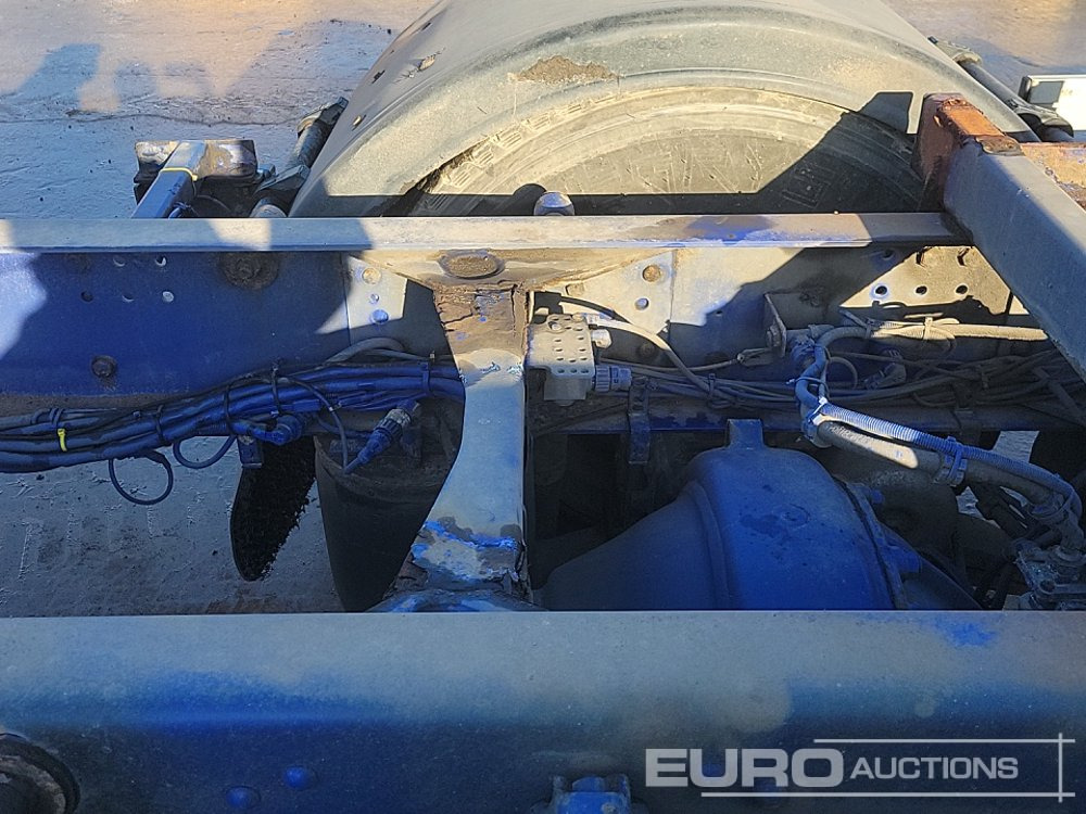 Cab chassis truck 2008 Scania R310: picture 18