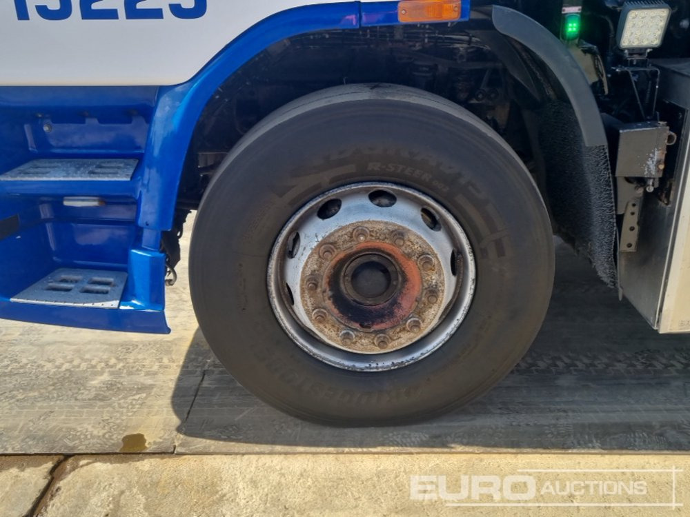 Tank truck 2009 DAF CF310: picture 9