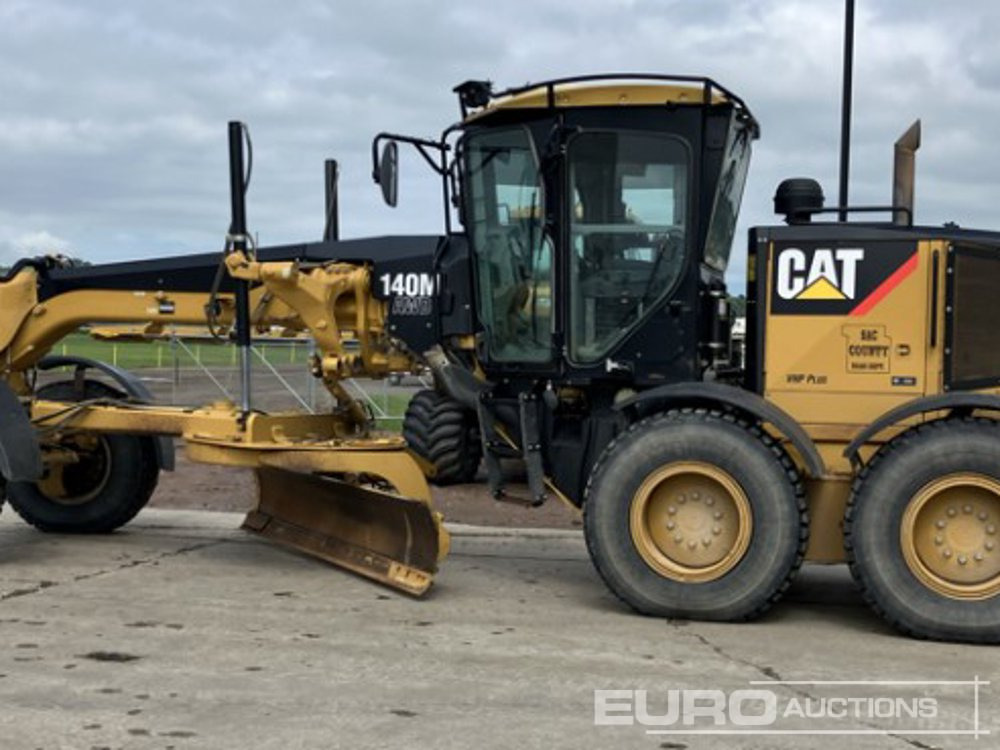 2010 CAT 140M AWD - Grader: picture 1 2010 CAT 140M AWD - Grader: picture 1