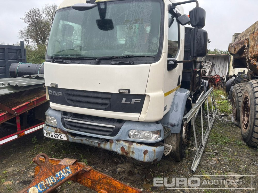 2011 DAF LF55-220 - Dropside/ Flatbed truck: picture 1 2011 DAF LF55-220 - Dropside/ Flatbed truck: picture 1