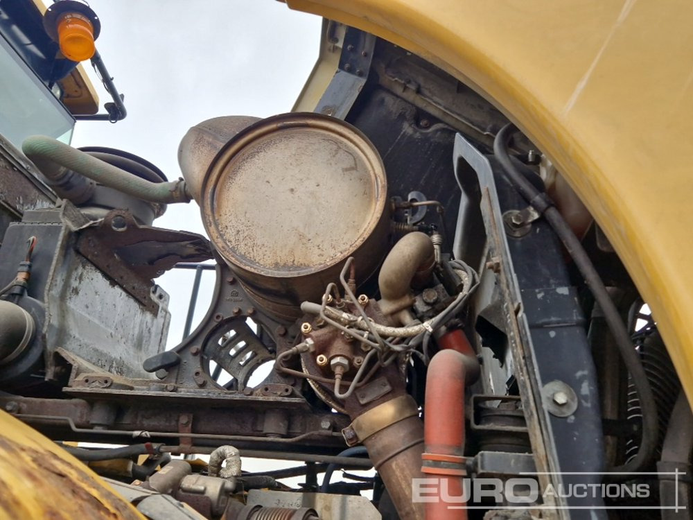 Wheel loader 2012 CAT 966K: picture 42
