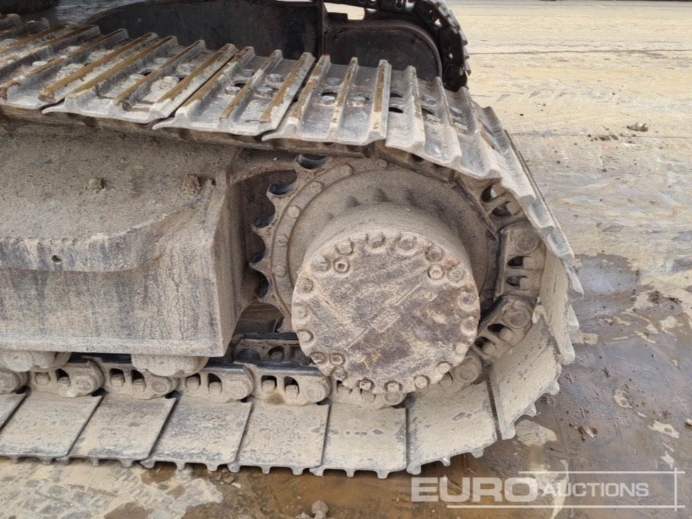 Crawler excavator 2012 Komatsu PC210LC-8: picture 10