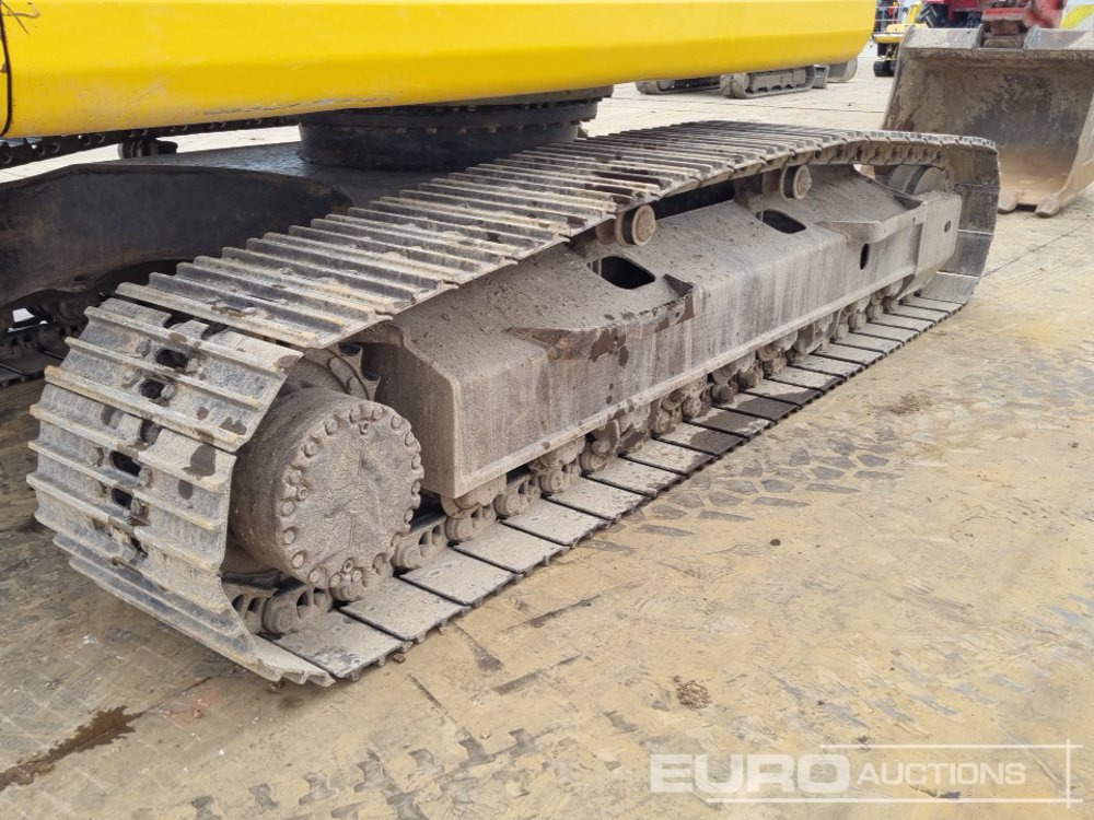 Crawler excavator 2012 Komatsu PC210LC-8: picture 18