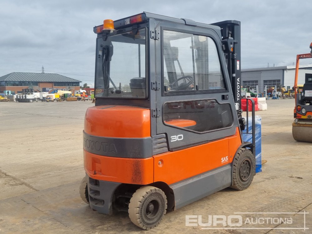 2012 Toyota 7FBMF30 - Forklift: picture 5 2012 Toyota 7FBMF30 - Forklift: picture 5