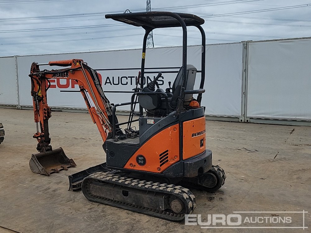 2013 Hitachi ZX17U-2 YLR - Mini excavator: picture 3 2013 Hitachi ZX17U-2 YLR - Mini excavator: picture 3