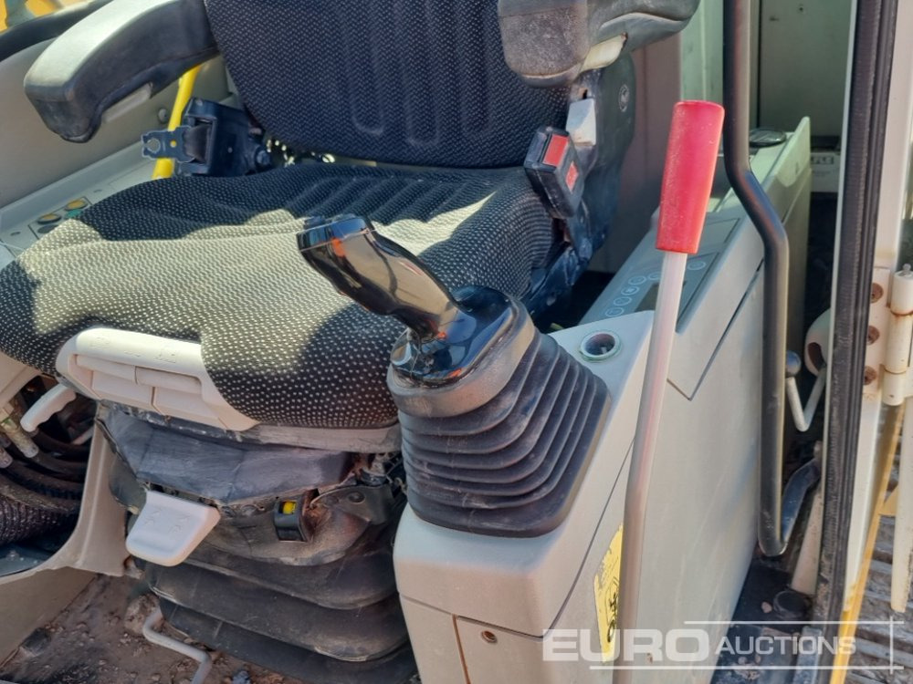 Crawler excavator 2013 Liebherr R906 LC LITRONIC: picture 33