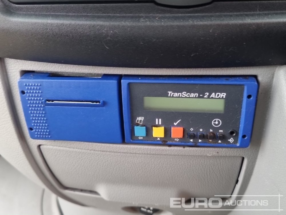 Box van 2013 Volkswagen Crafter CR35: picture 35