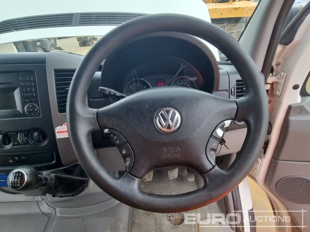 Box van 2013 Volkswagen Crafter CR35: picture 38