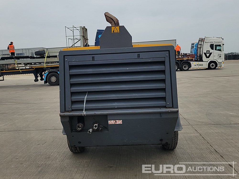 2014 Atlas Copco XAHS186 - Air compressor: picture 4 2014 Atlas Copco XAHS186 - Air compressor: picture 4
